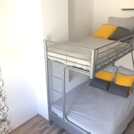 Holiday home Jolie Maison De Village Confort Villeneuve-les-Montreal